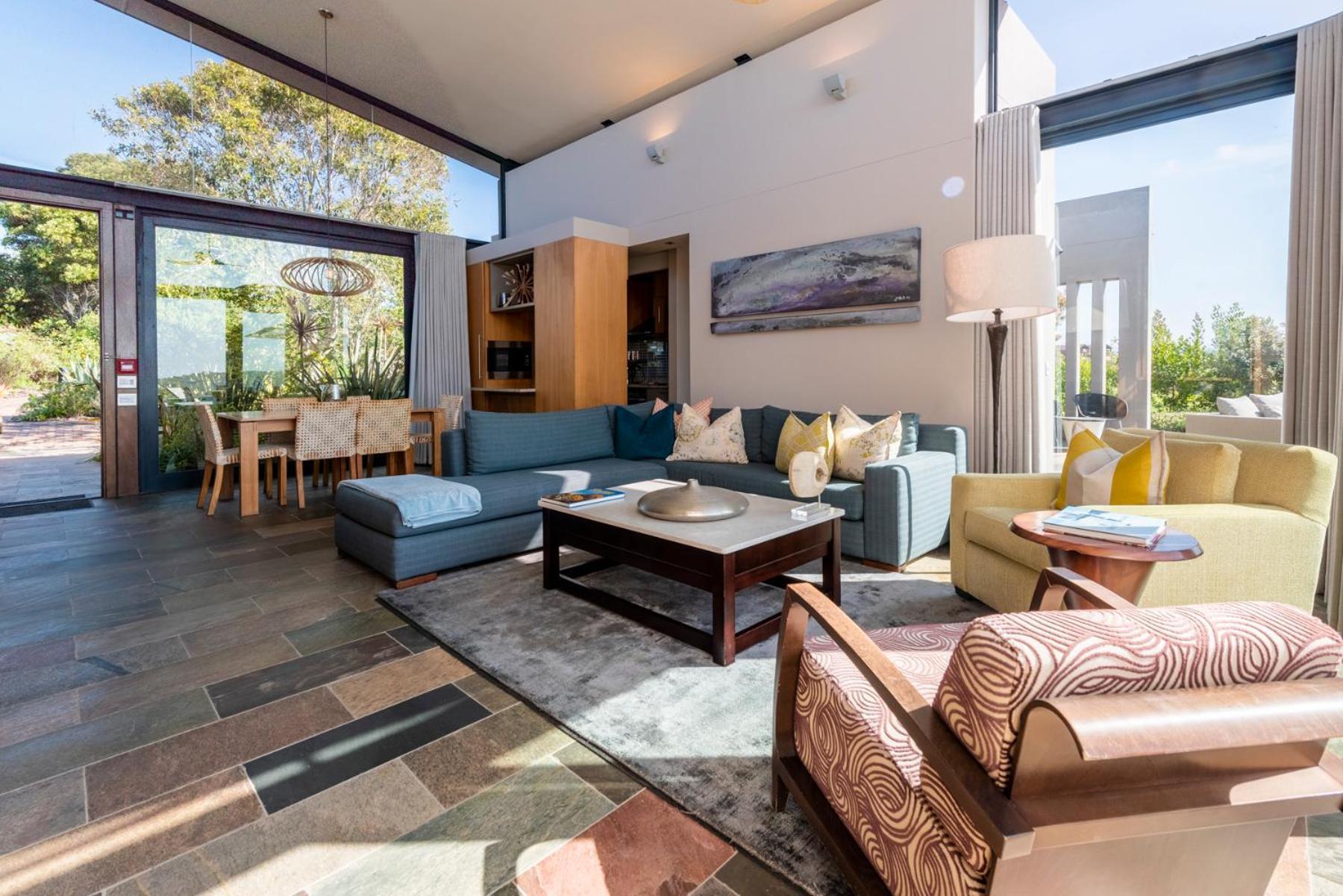 Pezula Nature Retreat Knysna Exterior foto The interior of the house